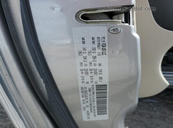 2C4RDGCGXJR241391 2018 DODGE GRAND Silver 