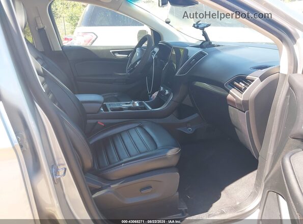 2FMPK4J90PBA15471 2023 FORD EDGE Silver Vista interior delantera
