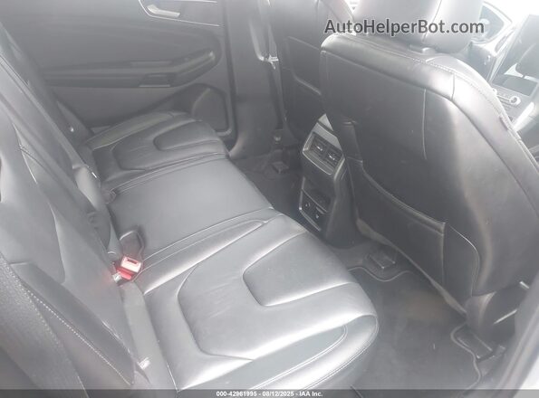 2FMPK4K95NBB04898 2022 FORD EDGE Silver VIN կոդի պիտակի տեսք