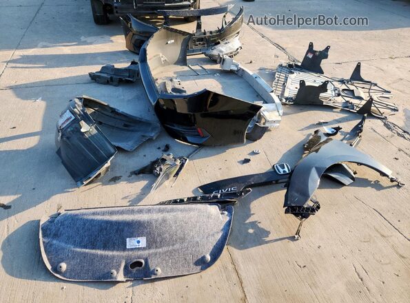 2HGFC2F74JH503448 2018 HONDA CIVIC Черный 