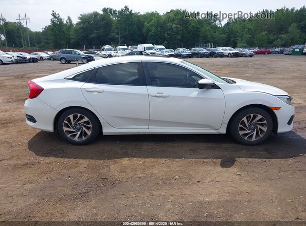 2HGFC2F78JH547369 2018 HONDA CIVIC Белый 