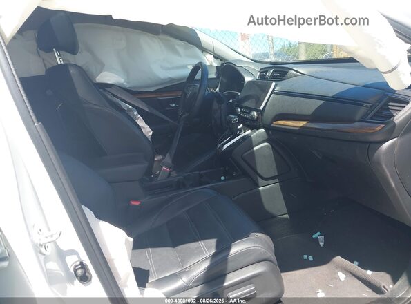 2HKRW2H82MH658231 2021 HONDA CR-V White Front interior view
