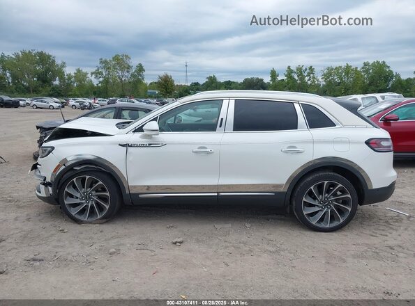 2LMPJ8K91LBL10666 2020 LINCOLN NAUTILUS White Սալոնի 360 աստիճան տեսք