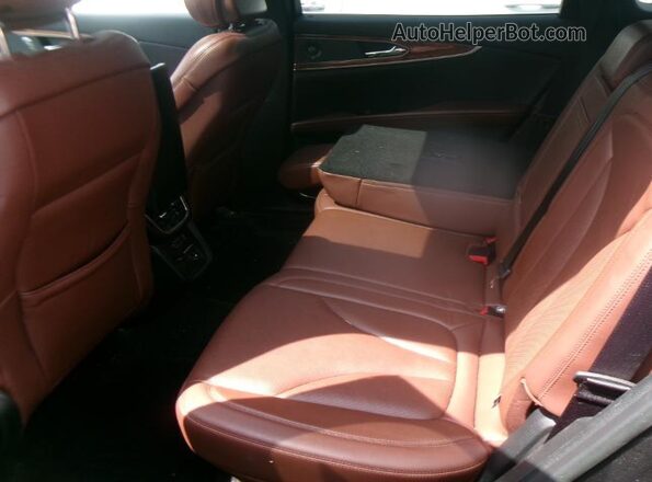 2LMPJ8K98LBL07697 2020 LINCOLN NAUTILUS  Widok z przodu