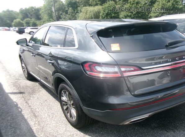 2LMPJ8K98LBL07697 2020 LINCOLN NAUTILUS  Widok tylnych siedzeń