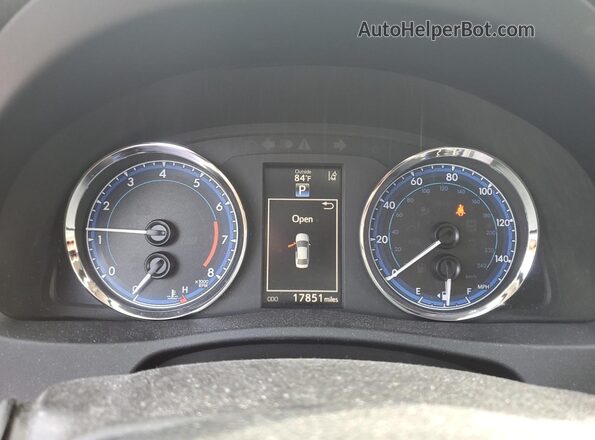 2T1BURHE1JC013591 2018 TOYOTA LL Blue 