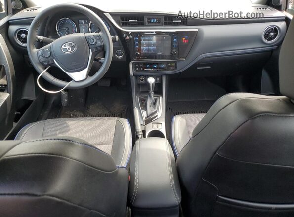 2T1BURHE1JC013591 2018 TOYOTA LL Blue 