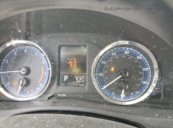 2T1BURHE3JC024057 2018 TOYOTA LL Красный 