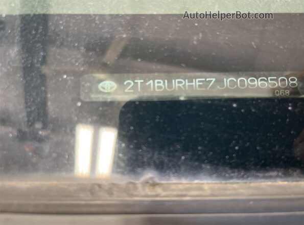 2T1BURHE7JC096508 2018 TOYOTA LL  Вид задней части салона