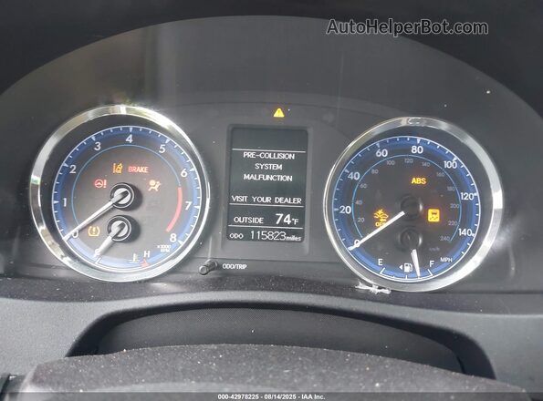 2T1BURHE8JC004399 2018 TOYOTA LL Silver 