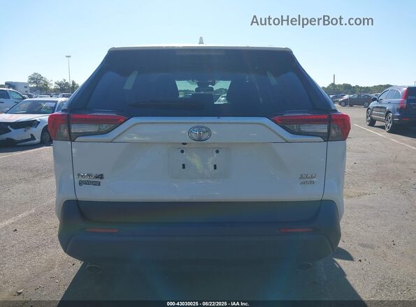 2T3P1RFV0LW105530 2020 TOYOTA LE White 