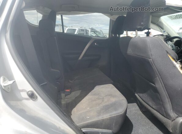 2T3RFREV0JW800860 2018 TOYOTA RAV4 Silver 
