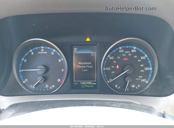 2T3RFREVXJW722524 2018 TOYOTA RAV4 Black 