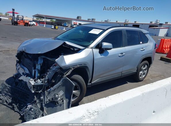 2T3W1RFV5MC097133 2021 TOYOTA LE Серебряный Вид задней части салона