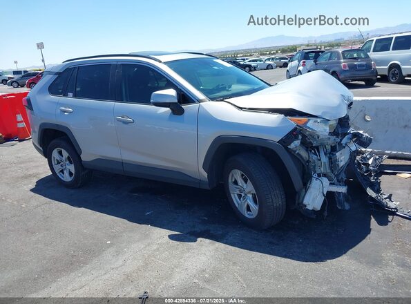 2T3W1RFV5MC097133 2021 TOYOTA LE Серебряный 
