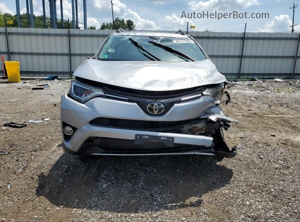 2T3WFREV6JW407299 2018 TOYOTA RAV4 Silver 