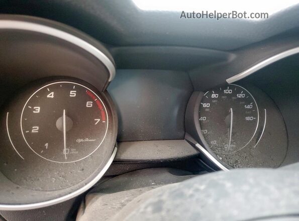 ZASPAJAN4M7C98598 2021 ALFA ROMEO STELVIO Red უკანა სავარძლების ხედი