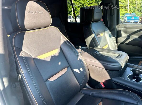 1GKS2CKD9MR420XXX 2021 GMC YUKON White 