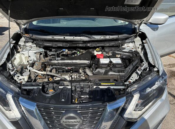 JN8AT2MVXJW310351 2018 NISSAN ROGUE Silver 