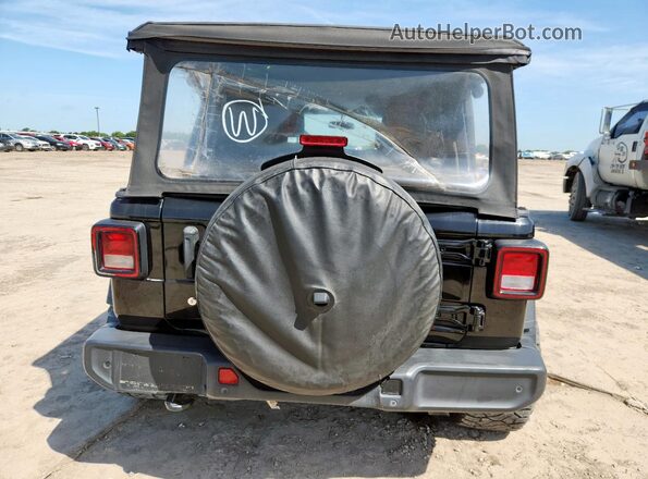 1C4HJXDG8JW164501 2018 JEEP WRANGLER Черный 