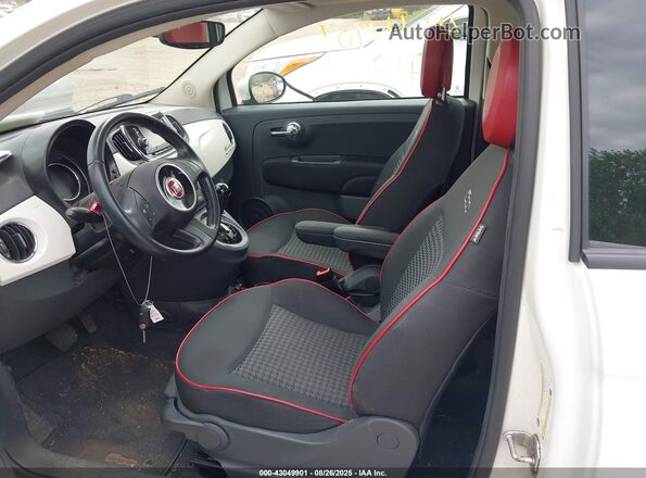 3C3CFFKR8HT600763 2017 FIAT 500 Белый Вид салона спереди