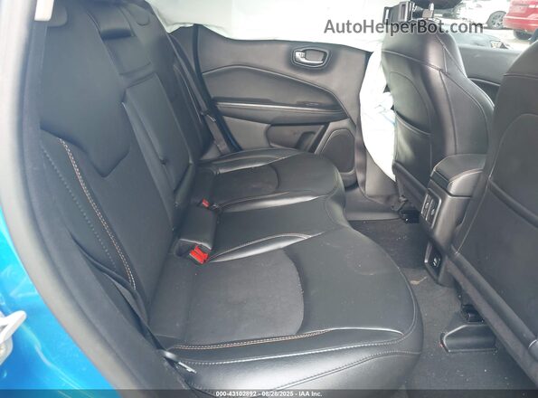 3C4NJCBB1LT154744 2020 JEEP COMPASS Blue VIN կոդի պիտակի տեսք