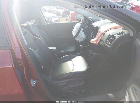 3C4NJCCB2MT561231 2021 JEEP COMPASS Red Widok wnętrza z przodu