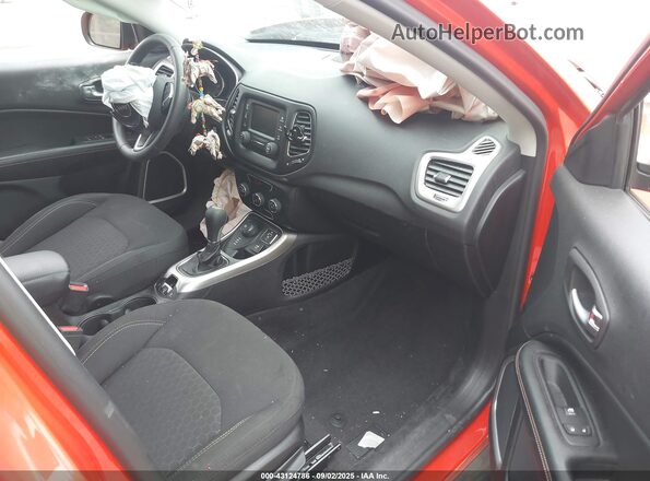 3C4NJDABXJT457154 2018 JEEP COMPASS Red 