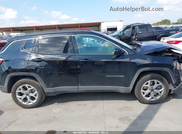 3C4NJDBN3ST529564 2025 JEEP COMPASS Black Vista interior trasera
