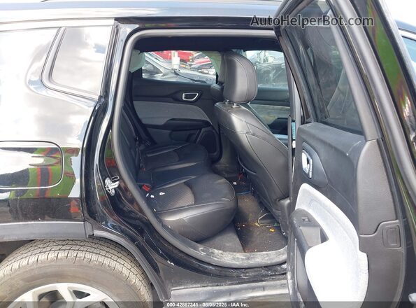 3C4NJDBN3ST529564 2025 JEEP COMPASS Black Vista de la etiqueta del VIN