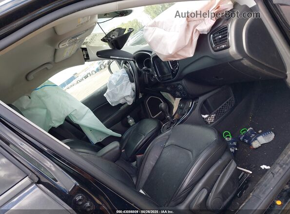 3C4NJDCB0LT246268 2020 JEEP COMPASS Черный Вид салона спереди