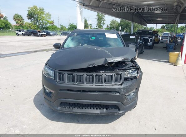3C4NJDCB1JT130963 2018 JEEP COMPASS Black 