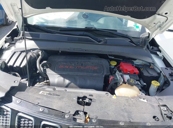3C4NJDCBXMT572385 2021 JEEP COMPASS White უკანა ხედი