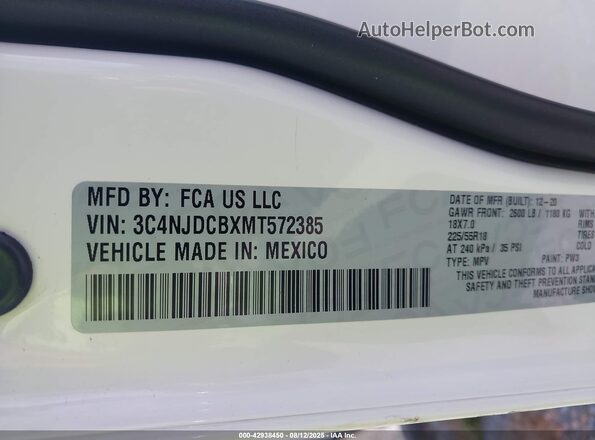 3C4NJDCBXMT572385 2021 JEEP COMPASS White ძრავის განყოფილების ხედი