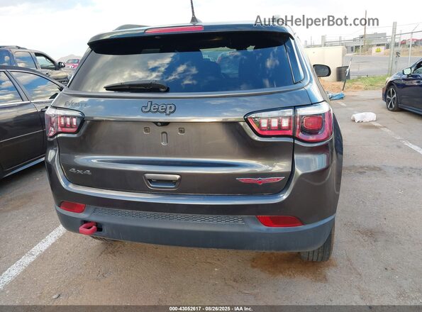 3C4NJDDB0LT111645 2020 JEEP COMPASS Red 