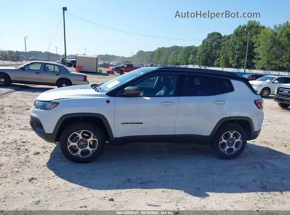 3C4NJDDB5NT133241 2022 JEEP COMPASS White Սալոնի 360 աստիճան տեսք