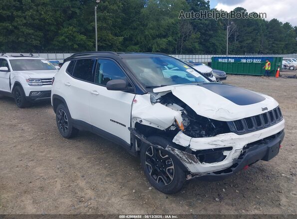 3C4NJDDB7LT189632 2020 JEEP COMPASS White Widok z przodu