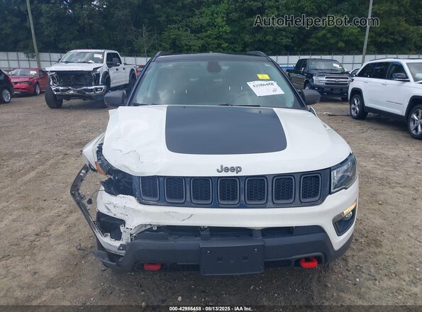 3C4NJDDB7LT189632 2020 JEEP COMPASS White Widok zestawu wskaźników