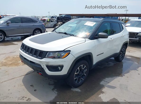 3C4NJDDB8LT163069 2020 JEEP COMPASS White Front left