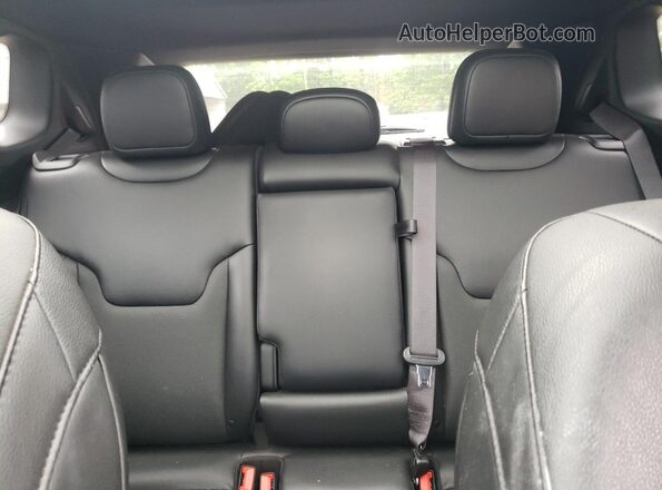 3C4NJDDNXPT574005 2023 JEEP COMPASS White 