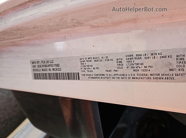 3C6LRVBG4PE517692 2023 RAM PROMASTER 1500  Widok tylnych siedzeń