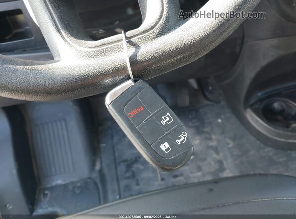 3C6LRVCG1PE556447 2023 RAM PROMASTER 2500 White Առջևի վահանակի տեսք