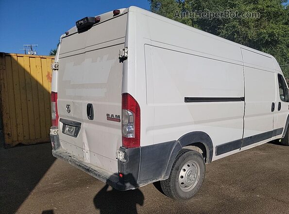 3C6LRVDG5ME526555 2021 RAM PROMASTER 2500  Widok komory silnika