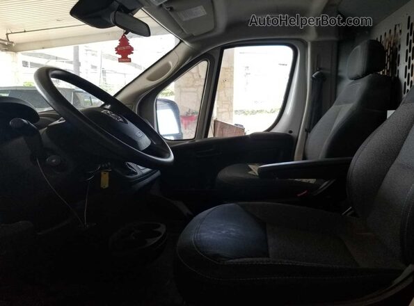 3C6LRVDG5ME526555 2021 RAM PROMASTER 2500  Widok z tyłu
