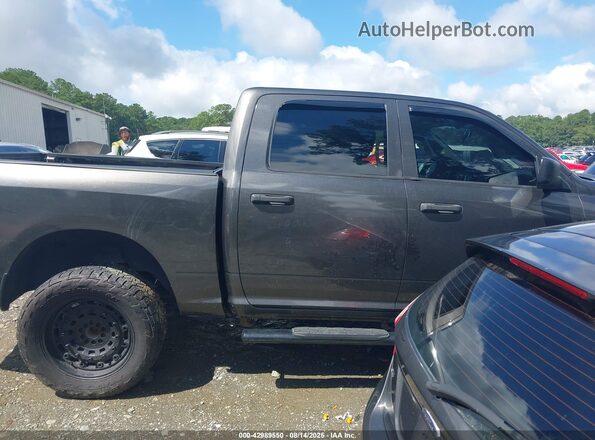3C6RR7KT6JG211558 2018 RAM 1500 Серый 