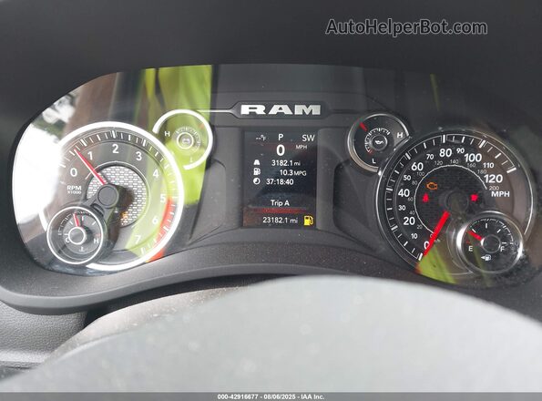 3C6TR5CJ2RG349455 2024 RAM 2500 Gray Vista de los asientos traseros