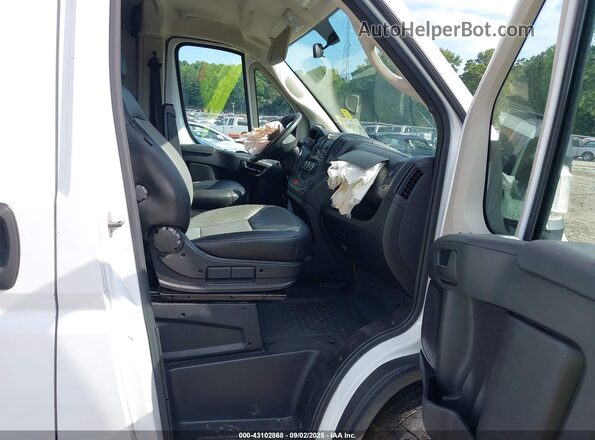 3C6TRVBG5KE543226 2019 RAM PROMASTER 1500 White წინა სალონის ხედი