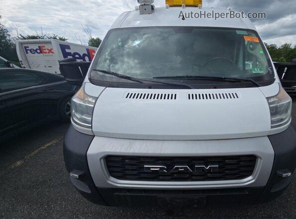 3C6TRVCG6KE561474 2019 RAM PROMASTER 2500  Вид спереди