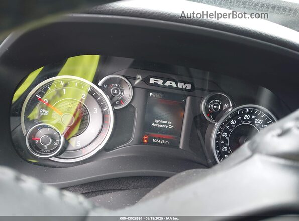 3C6UR5DL5LG205877 2020 RAM 2500 Black Հետևի նստատեղերի տեսք