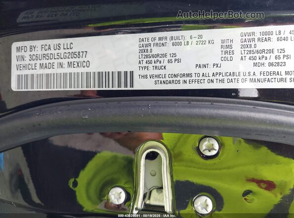 3C6UR5DL5LG205877 2020 RAM 2500 Black Շարժիչի բաժամունքի տեսք